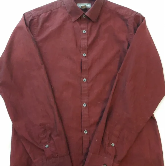 3/$25 Van Heusen. Youth 14/16. Maroon - Picture 4 of 4